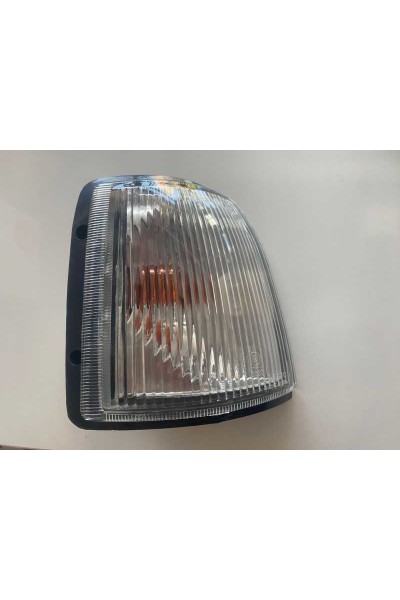Mazda 2500 Sag Si̇nyal Lambasi 97-00