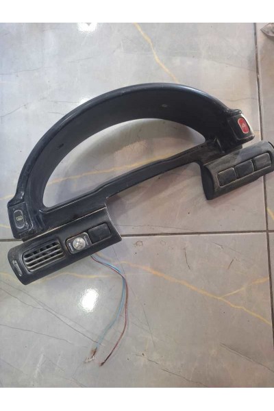 GÖSTERGE ÇERÇEVESİ VANETTA NİSSAN