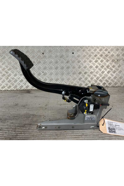 Hyundai İ20 1.2 Debri̇yaj Pedali 2014-2019 32802-C8100