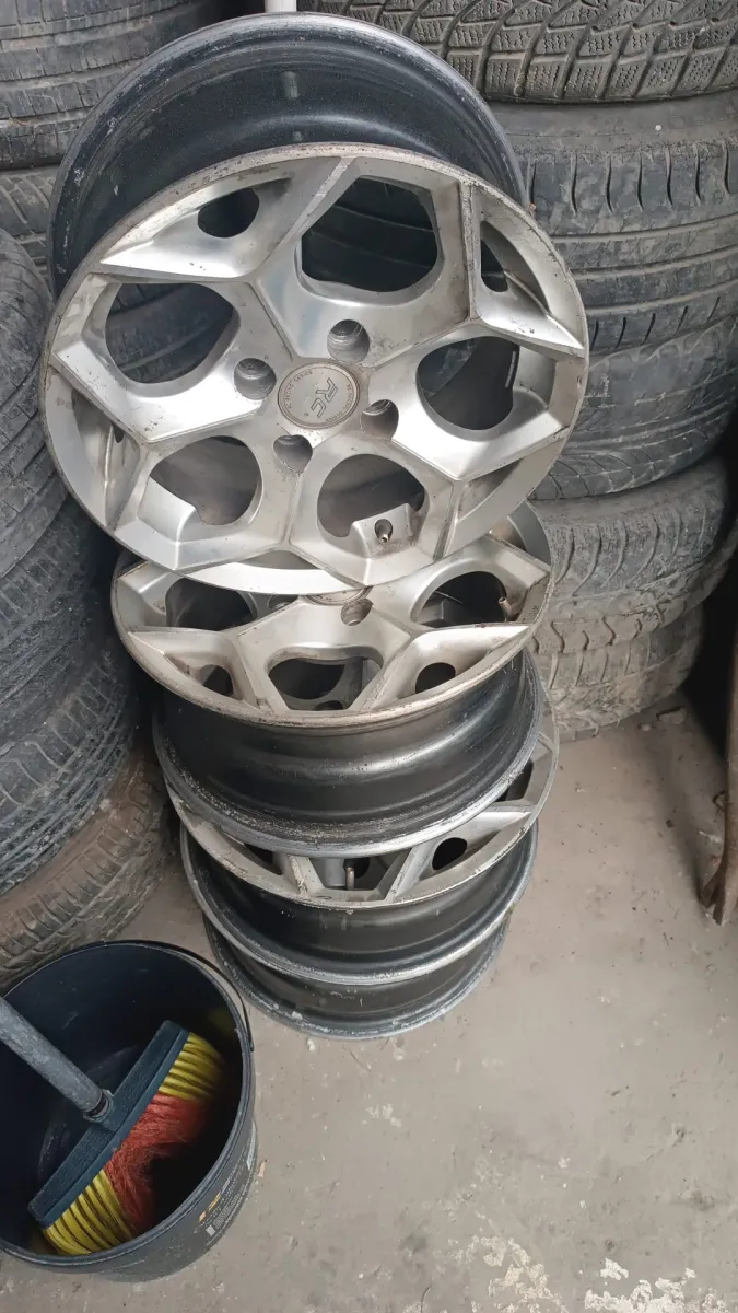 Ford Fiesta Orjinal Çıkma Jant 14 Inç