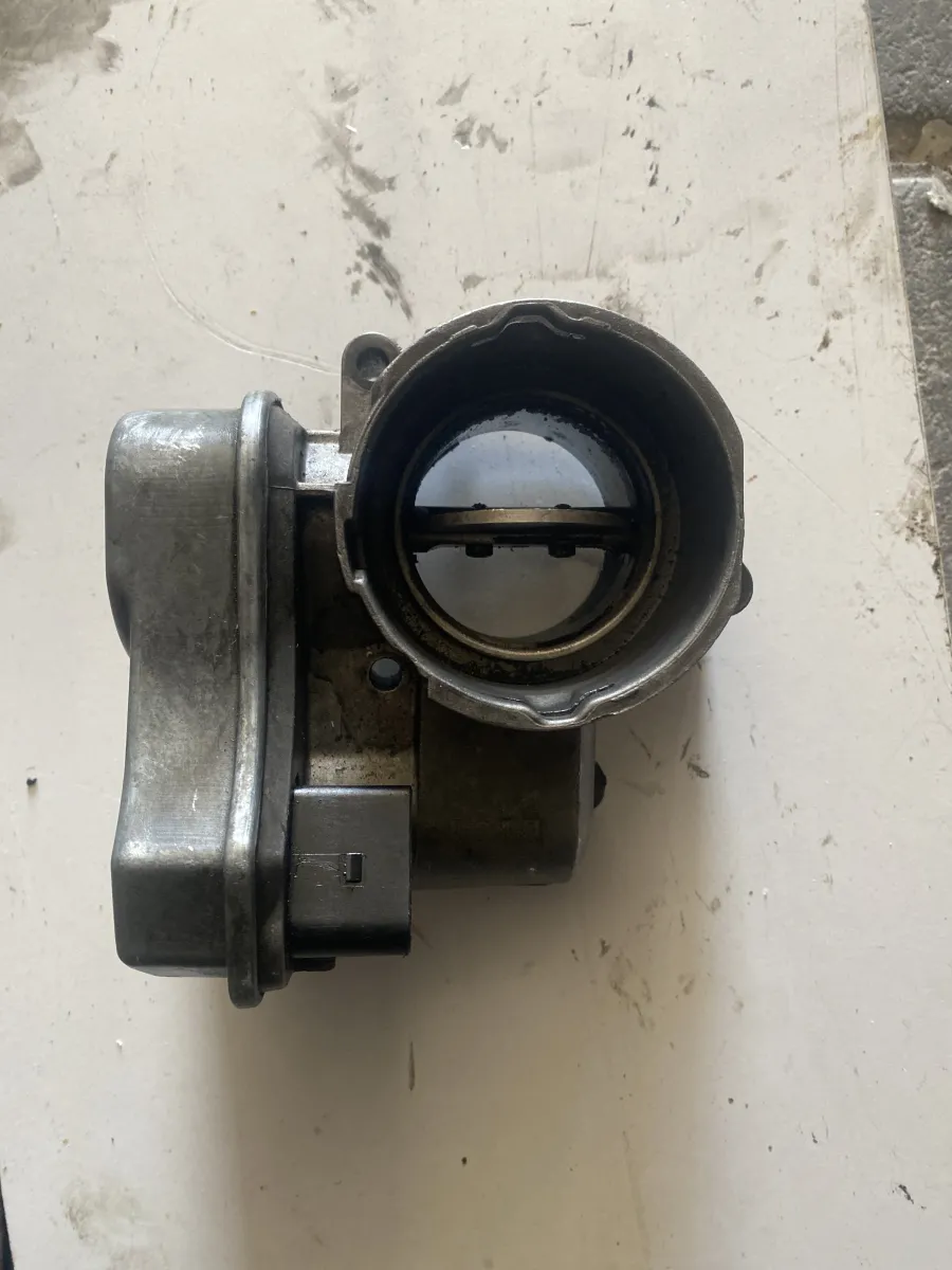 Volkswagen Gaz Kelebeği